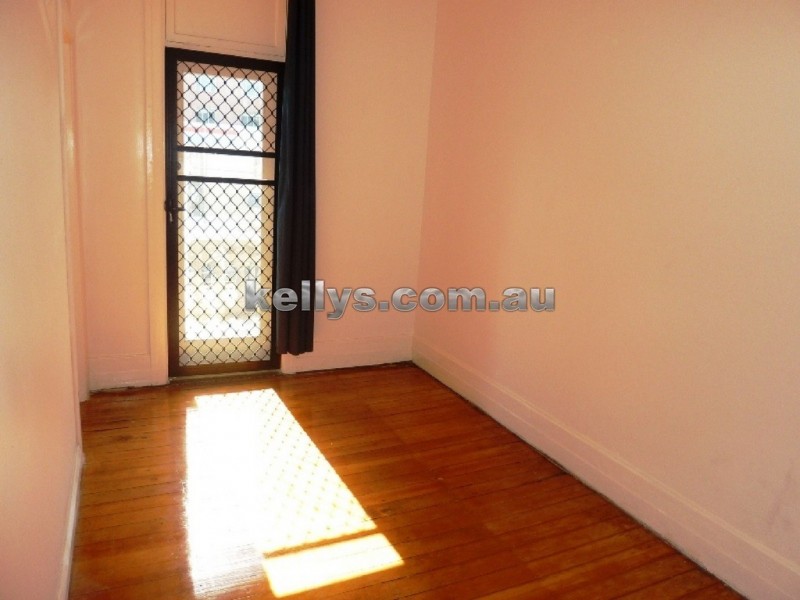 12 Henderson Rd, Alexandria NSW 2015