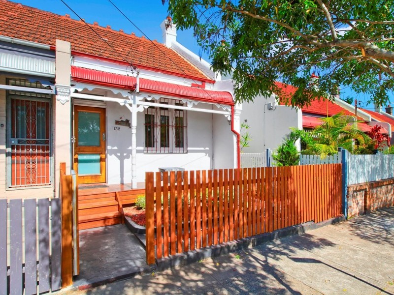 138 Unwins Bridge Road, St Peters NSW 2044