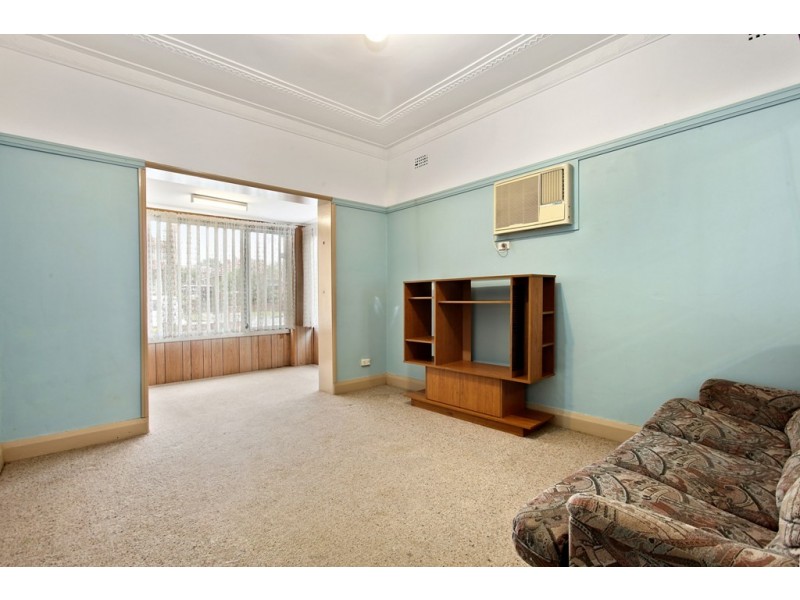 37 Jarrett Street, Clemton Park NSW 2206