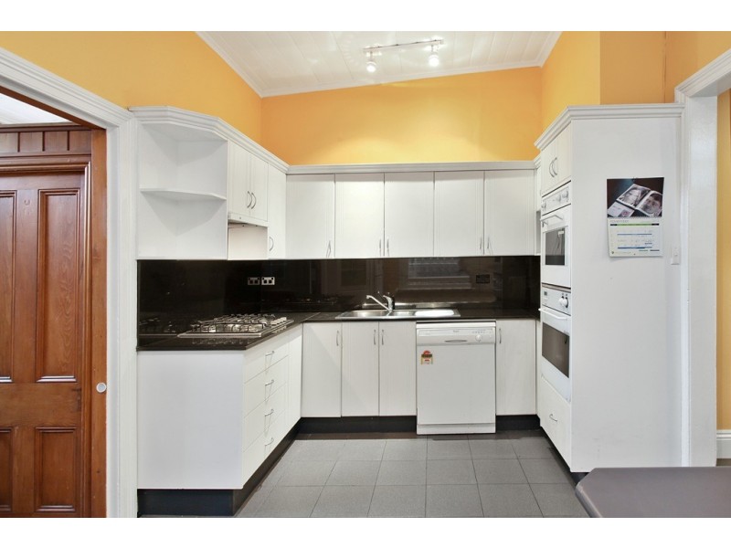 13 Albermarle St, Newtown NSW 2042