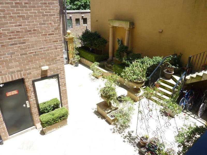 Terrace 2 13-21 Abercrombie Street, Chippendale NSW 2008