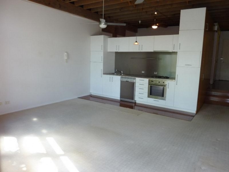 18/82 Myrtle Street, Chippendale NSW 2008