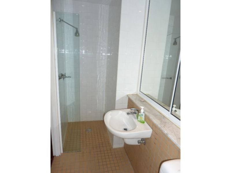 18/82 Myrtle Street, Chippendale NSW 2008