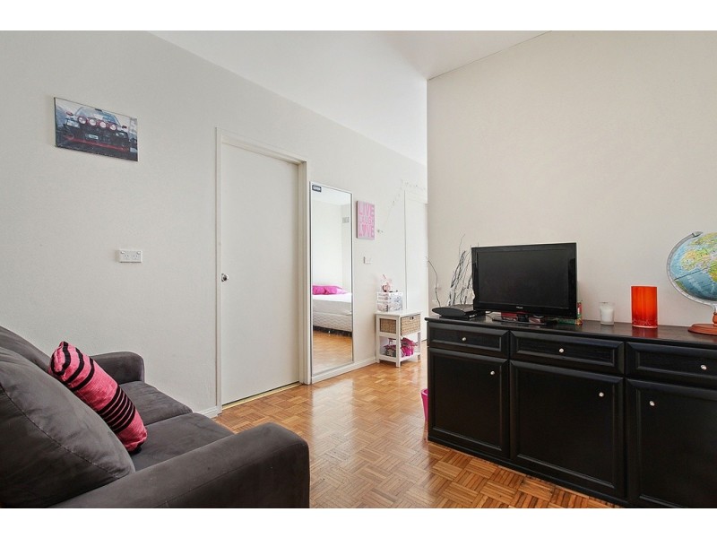 1/18A Ballast Point Rd, Balmain NSW 2041