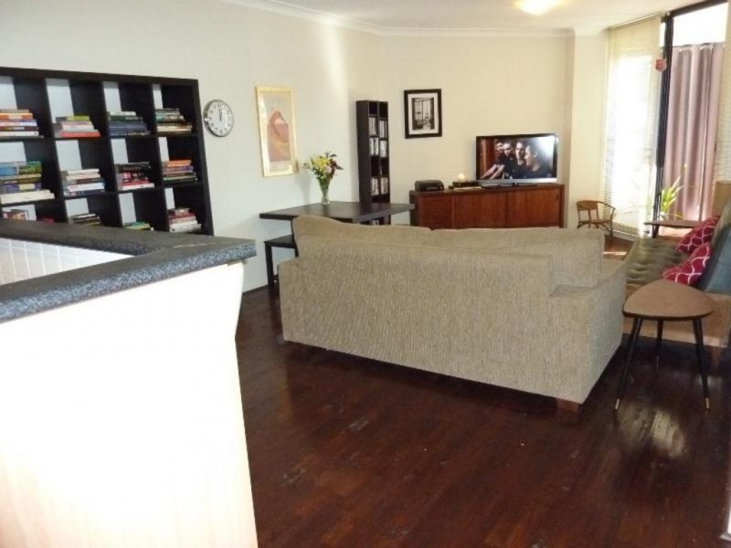 7 Railway Avenue, Newtown NSW 2042