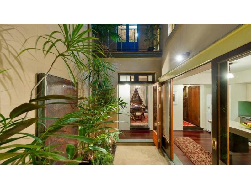 136 Burton Street, Darlinghurst NSW 2010