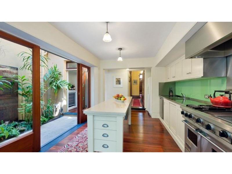 136 Burton Street, Darlinghurst NSW 2010