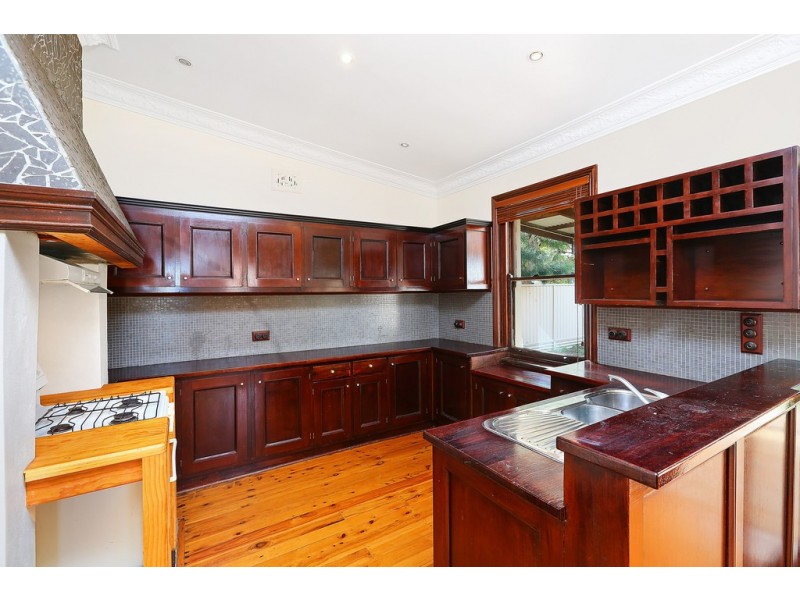 2 Carrington Street, Bexley NSW 2207