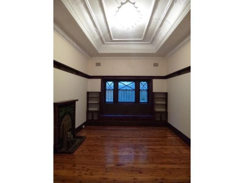 15 Cambridge Street, Enmore NSW 2042