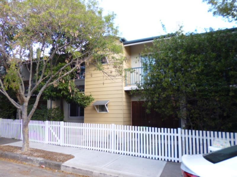 15/12-22 Newington Road, Marrickville NSW 2204