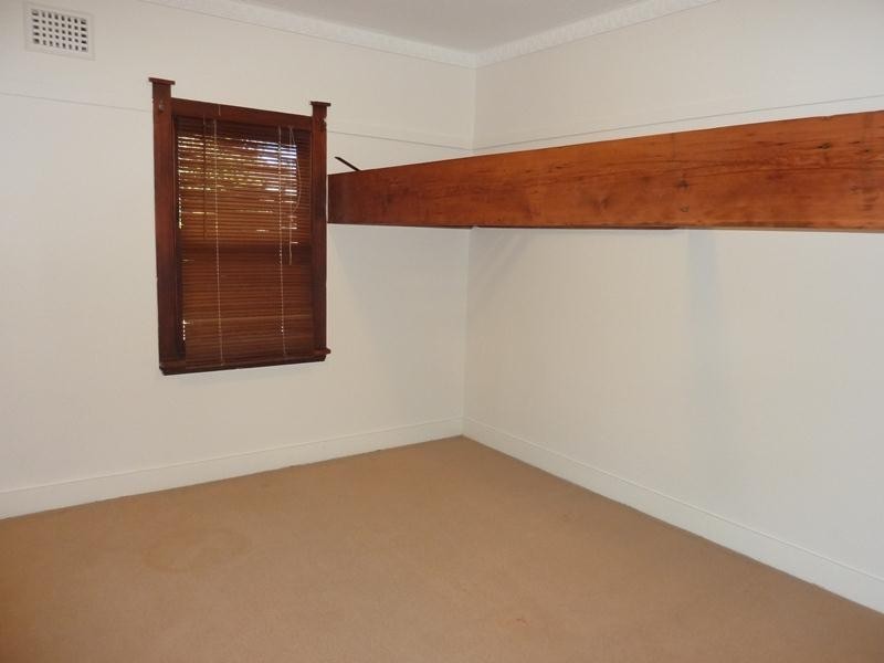 28 Colvin Avenue, Carlton NSW 2218