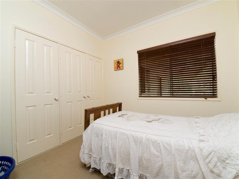 860 Winn  Road, Cashmere QLD 4500