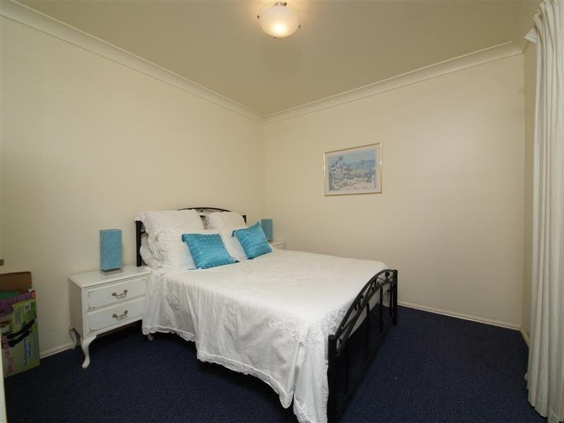 16 Snow Wood Drive, Eatons Hill QLD 4037