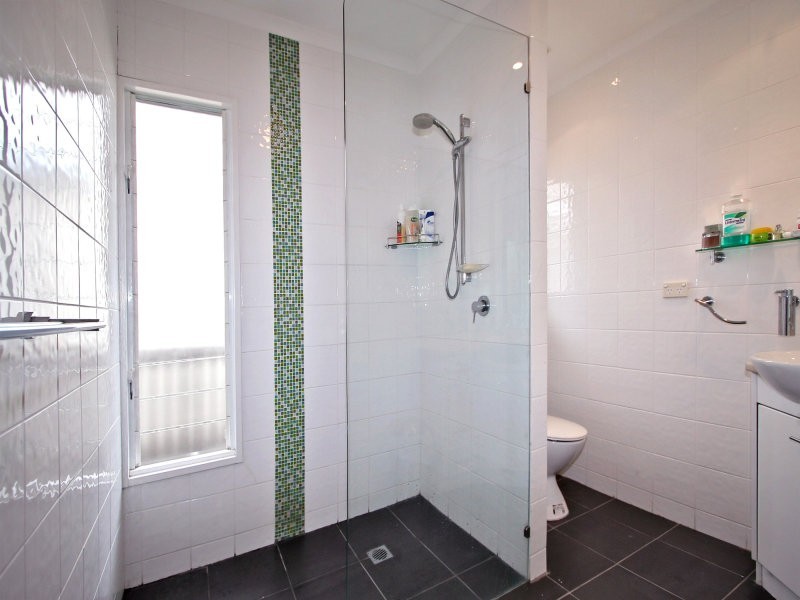 8A George St, Virginia QLD 4014