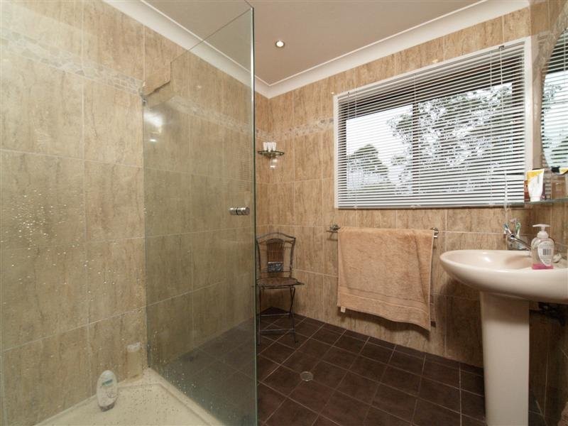 17 Somers Street, Cashmere QLD 4500