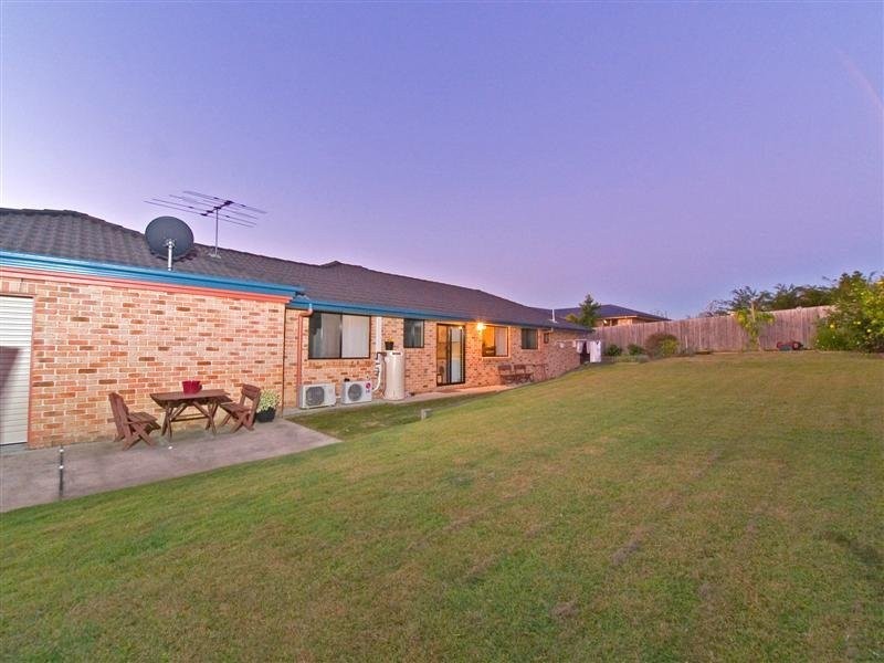 14 Fernwren Court, Cashmere QLD 4500