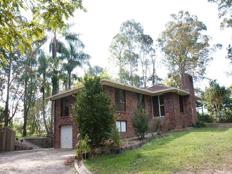 1 Brenda Ct, Mooloolah Valley QLD 4553