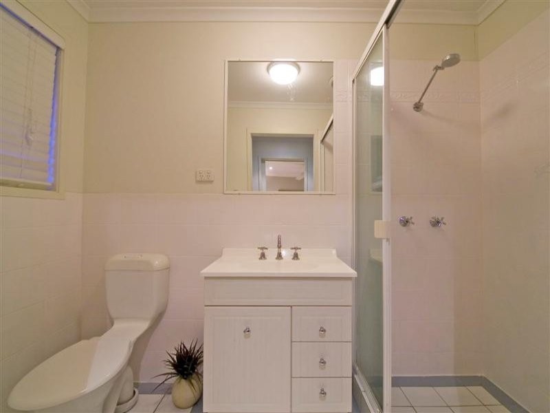 15 Tiffany ct, Eatons Hill QLD 4037