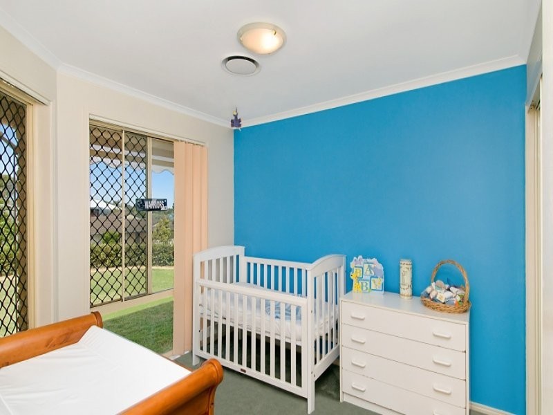 9 Meilland  Court, Eatons Hill QLD 4037