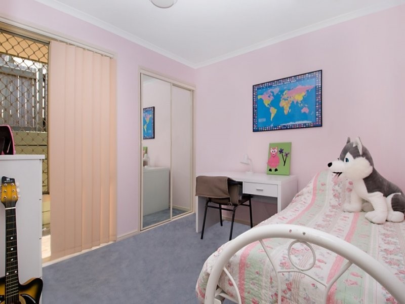 9 Meilland  Court, Eatons Hill QLD 4037