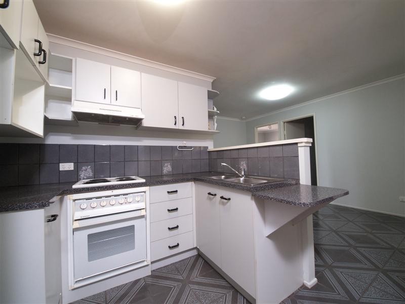 24 Verdon Court, Petrie QLD 4502