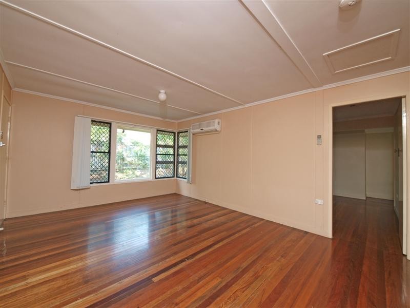 28 ARMFIELD STREET, Stafford QLD 4053