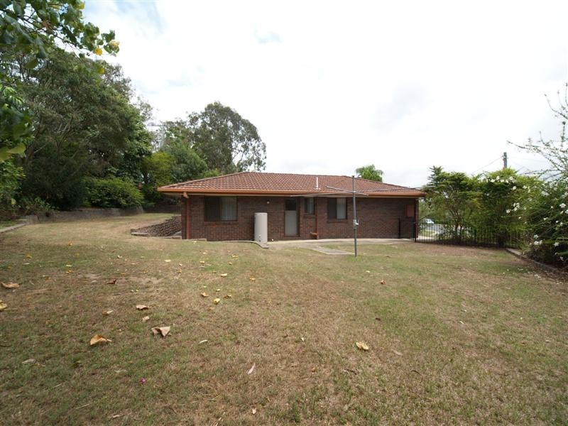 24 Verdon Court, Petrie QLD 4502