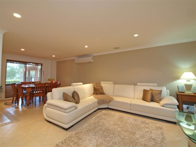 9 ELDERBERRY COURT, Eatons Hill QLD 4037