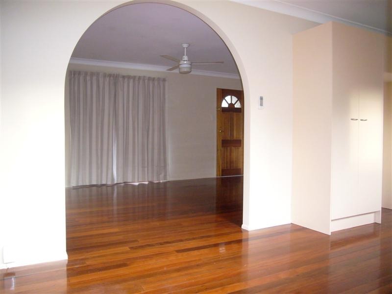 49 WINDREST STREET, Strathpine QLD 4500