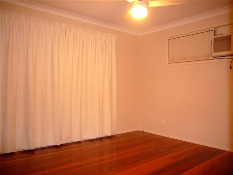 49 WINDREST STREET, Strathpine QLD 4500