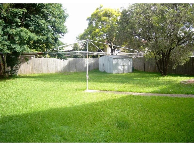49 WINDREST STREET, Strathpine QLD 4500