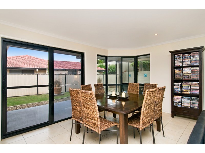 19  Franzin Drive, Cashmere QLD 4500