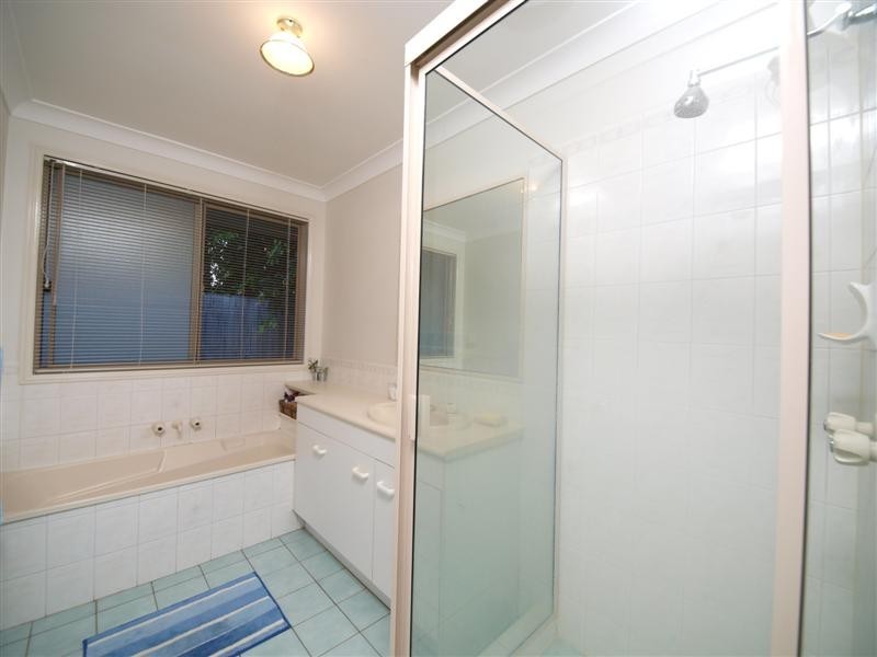 28 Narrabeen Road, Albany Creek QLD 4035