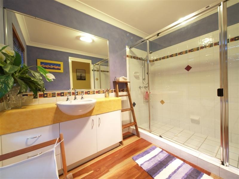 7 Meilland Court, Eatons Hill QLD 4037