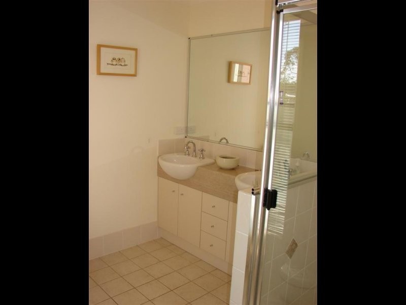 20 Heron Close, Cashmere QLD 4500