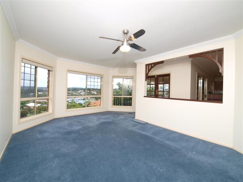 29 Valencia Court, Eatons Hill QLD 4037