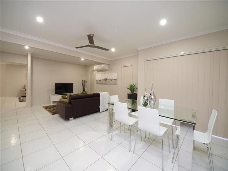 22 Wellington Road, Murrumba Downs QLD 4503