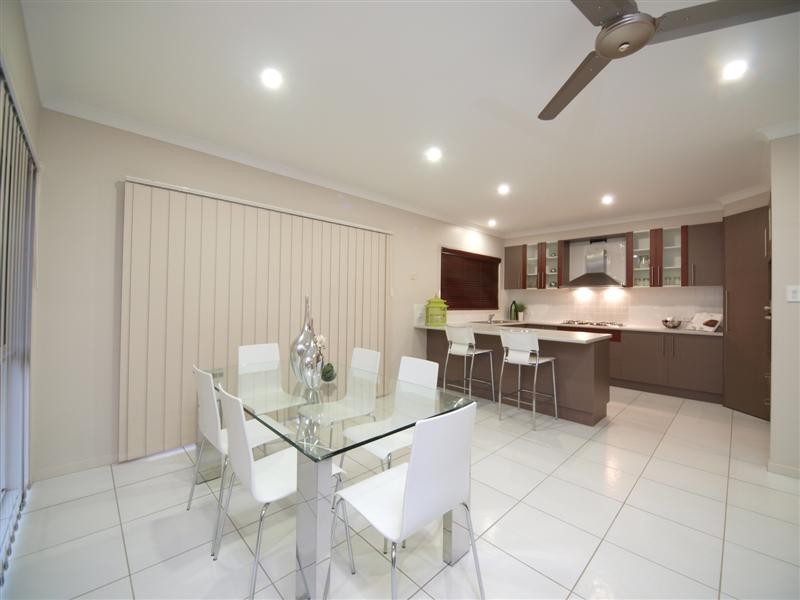 22 Wellington Road, Murrumba Downs QLD 4503