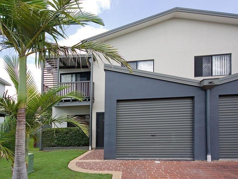 2-23  Ronmack Street, Chermside QLD 4032
