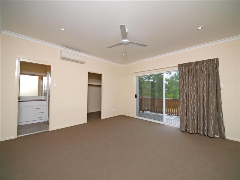 177 Saraband Drive, Eatons Hill QLD 4037