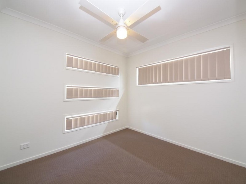 1/17 Creekside Court, Everton Hills QLD 4053