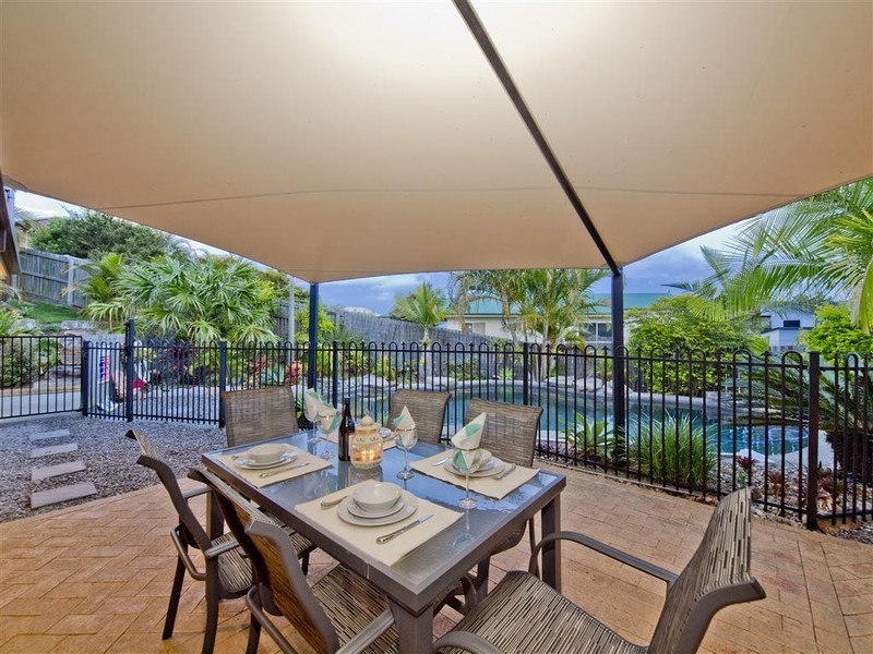 10 Glendore Court, Eatons Hill QLD 4037