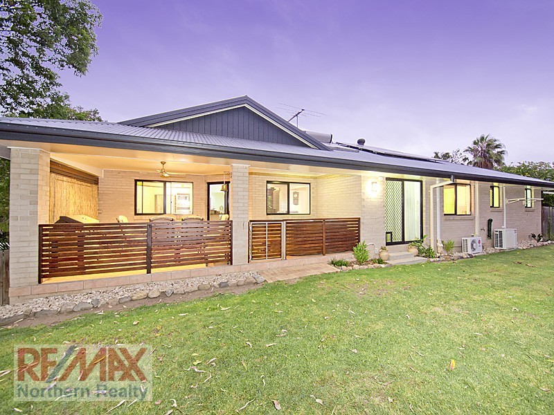 10  Bangalow Place, Albany Creek QLD 4035