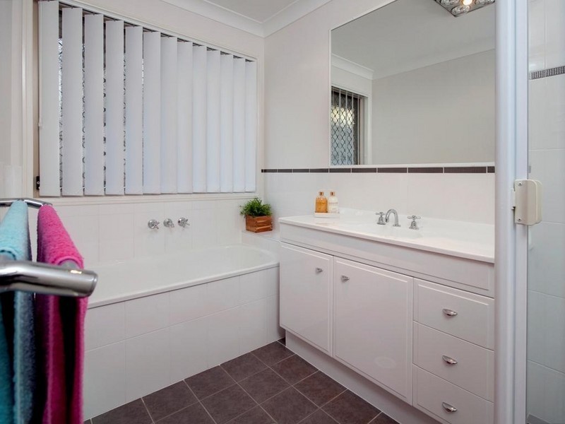 32 Tosca Street, Cashmere QLD 4500