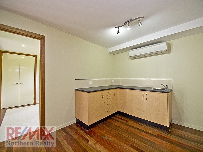 35 Harrier place, Warner QLD 4500