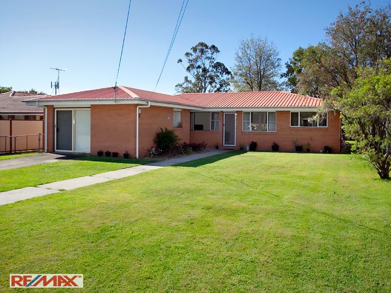 38 Willow Street, Albany Creek QLD 4035