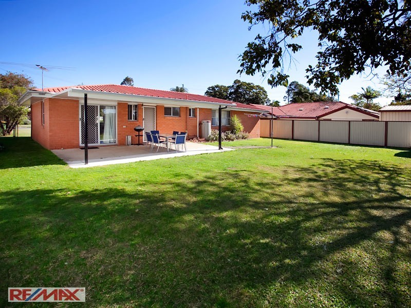 38 Willow Street, Albany Creek QLD 4035