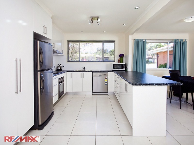 38 Willow Street, Albany Creek QLD 4035