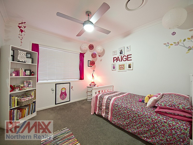 10  Bend Court, Eatons Hill QLD 4037