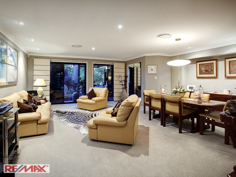 13 Whipbird Court, Cashmere QLD 4500